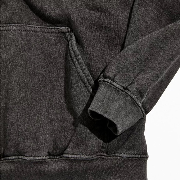 Urban Outfitters, Pulp Fiction Photo Hoodie Sweatshirt, Unisex Adult Size Small - Picture 2 of 9